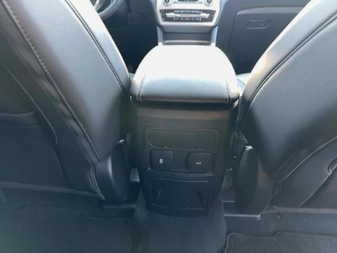 Used 2024 Ford Explorer XLT w/ Equipment Group 202A image 12