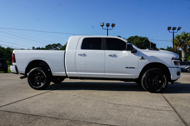 Used 2026 RAM 2500 Laramie AWD/4WD image 3