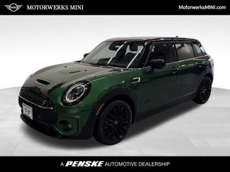Used 2024 MINI Cooper Clubman S w/ Signature Upholstery Package AWD/4WD video 1