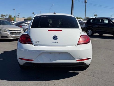 Used 2017 Volkswagen Beetle 1.8T FWD image 4