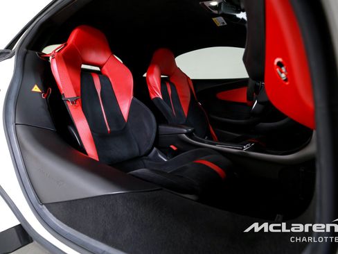 Used 2017 McLaren 570S Coupe RWD image 19