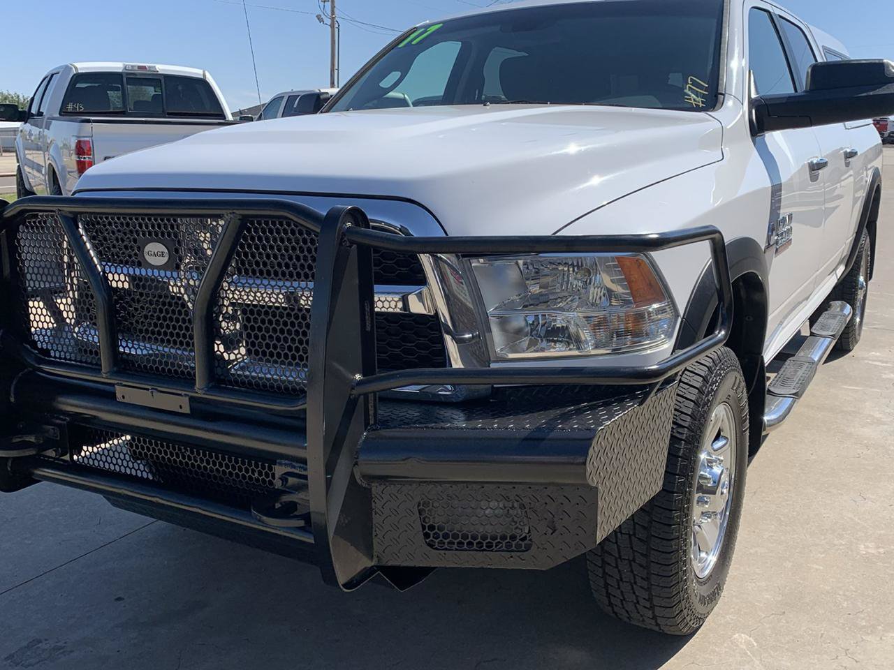 Used 2017 RAM 2500 SLT AWD/4WD image 3