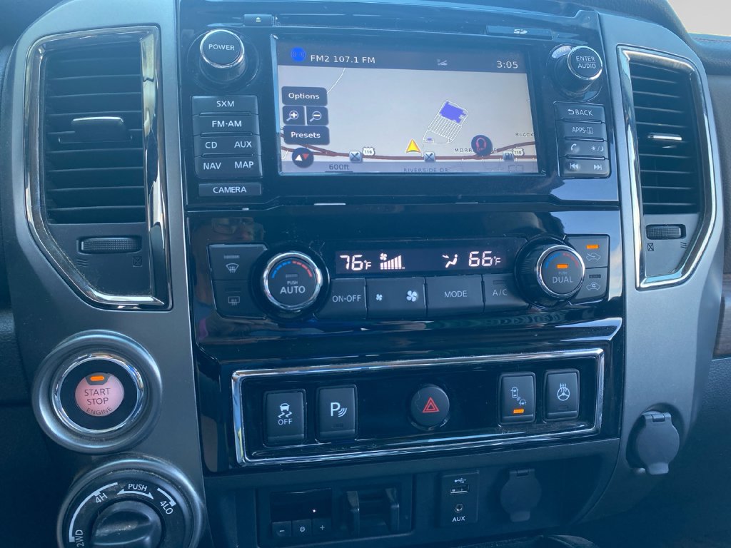 Used 2017 Nissan Titan Platinum Reserve AWD/4WD image 16