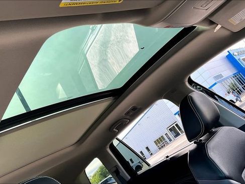 Used 2021 Volkswagen Atlas SEL Premium image 28