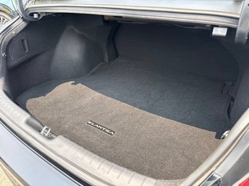 Used 2023 Hyundai Elantra SEL FWD image 33