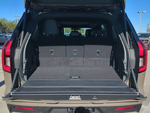 New 2026 Ford Expedition Tremor image 13