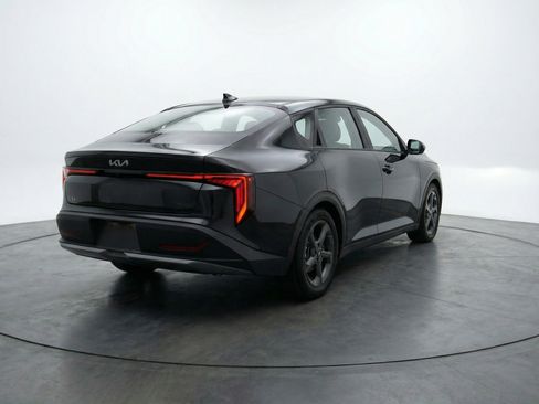 Used 2025 Kia K4 FWD image 9