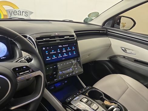 Used 2024 Hyundai Tucson Limited AWD/4WD image 25