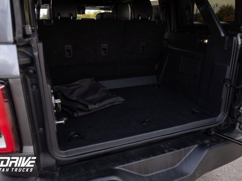 Used 2022 Ford Bronco Wildtrak image 21