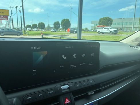 Used 2025 Kia K4 LXS image 20