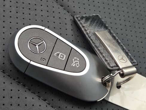 Used 2023 Mercedes-Benz EQE 350+ 4MATIC SUV w/ Exclusive Trim Package image 37
