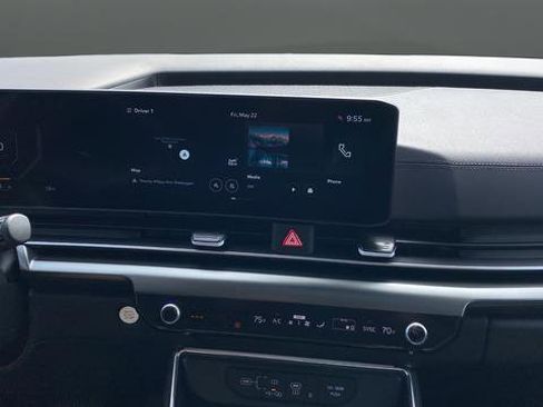 New 2026 Kia Carnival SX FWD image 13