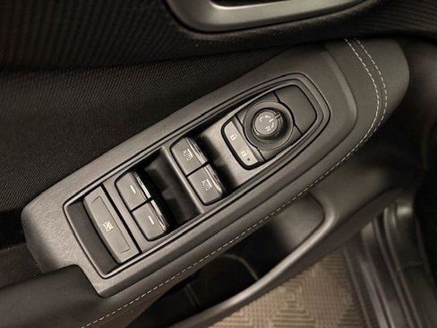 Used 2021 Subaru Forester Premium image 7