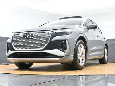 Used 2024 Audi Q4 e-tron Premium AWD/4WD image 51