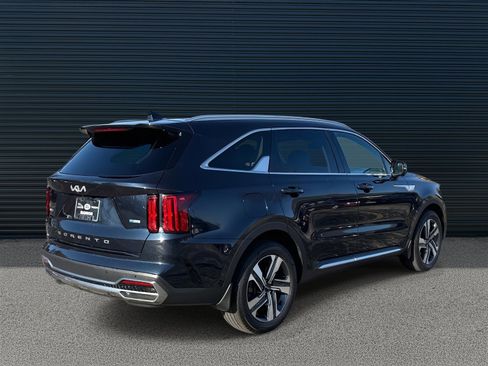 Used 2022 Kia Sorento SX Prestige image 5