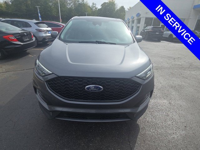 Used 2022 Ford Edge ST-Line AWD/4WD image 2