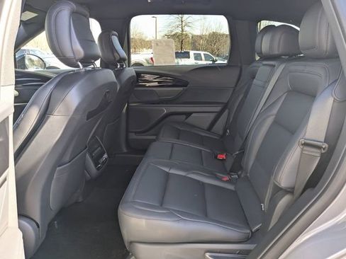 New 2025 Lincoln Nautilus Premier w/ Jet Appearance Package image 13