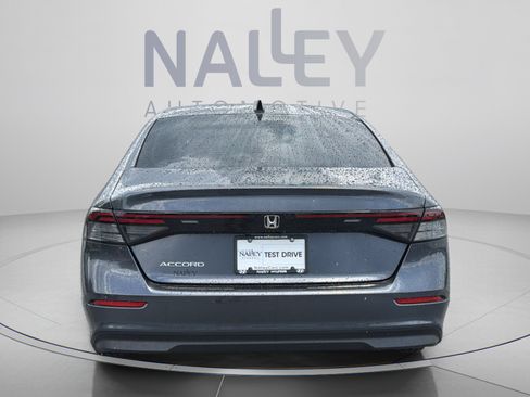 Used 2025 Honda Accord SE image 4