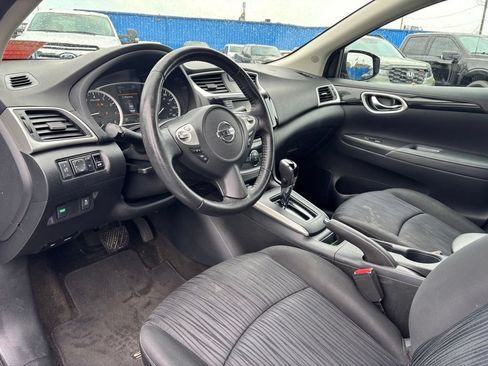 Used 2019 Nissan Sentra SV FWD image 8