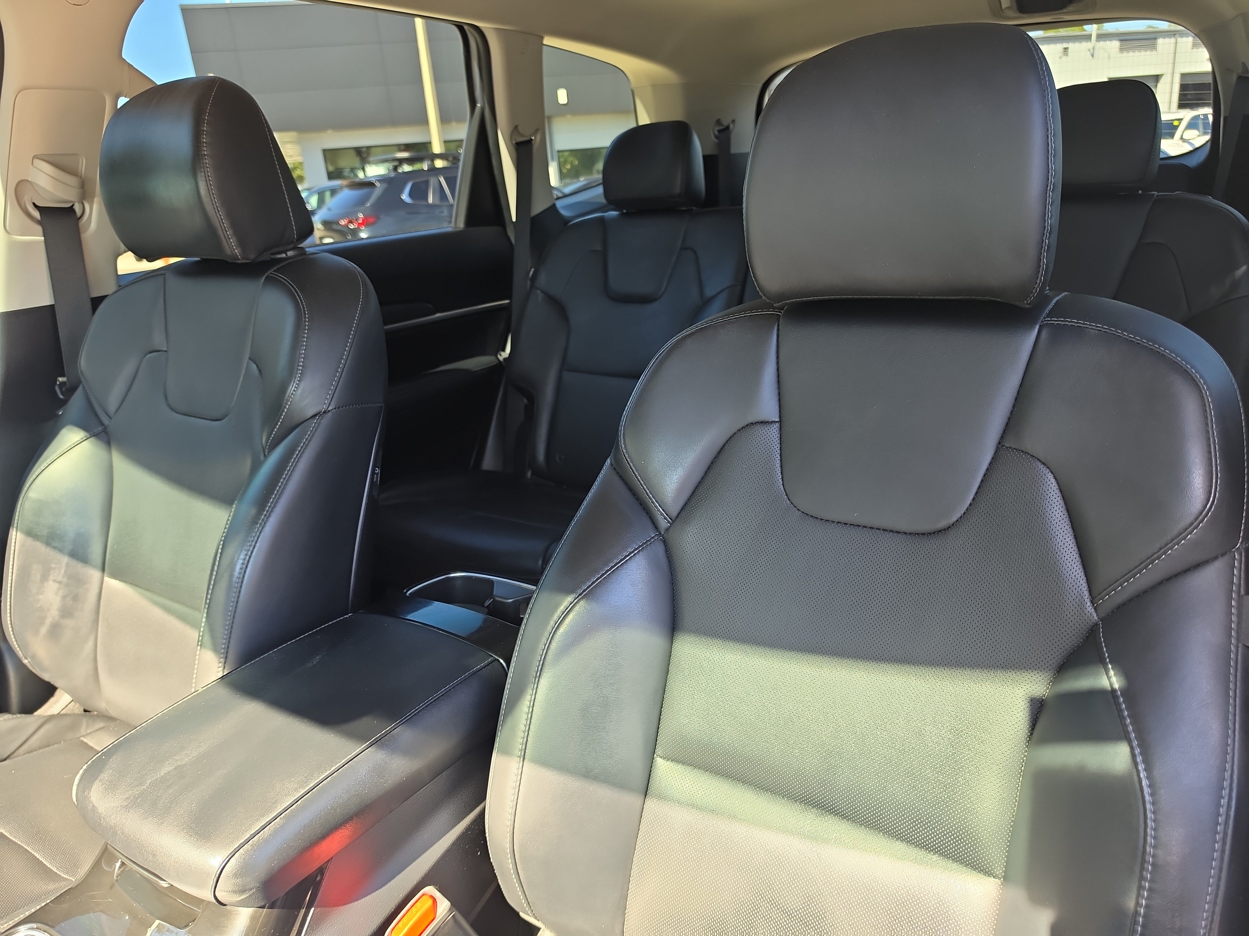 Certified 2023 Kia Telluride LX FWD image 21