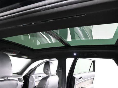 Certified 2023 Volkswagen Atlas Cross Sport SEL image 5