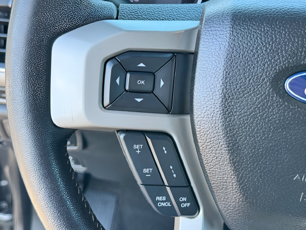 Used 2018 Ford F350 Lariat w/ Lariat Ultimate Package AWD/4WD image 13