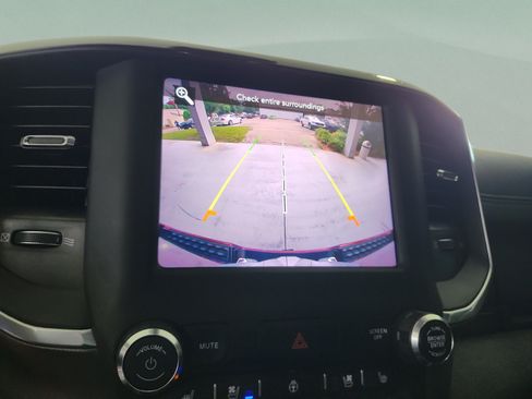 Used 2020 RAM 1500 Laramie w/ Sport Appearance Package AWD/4WD image 26