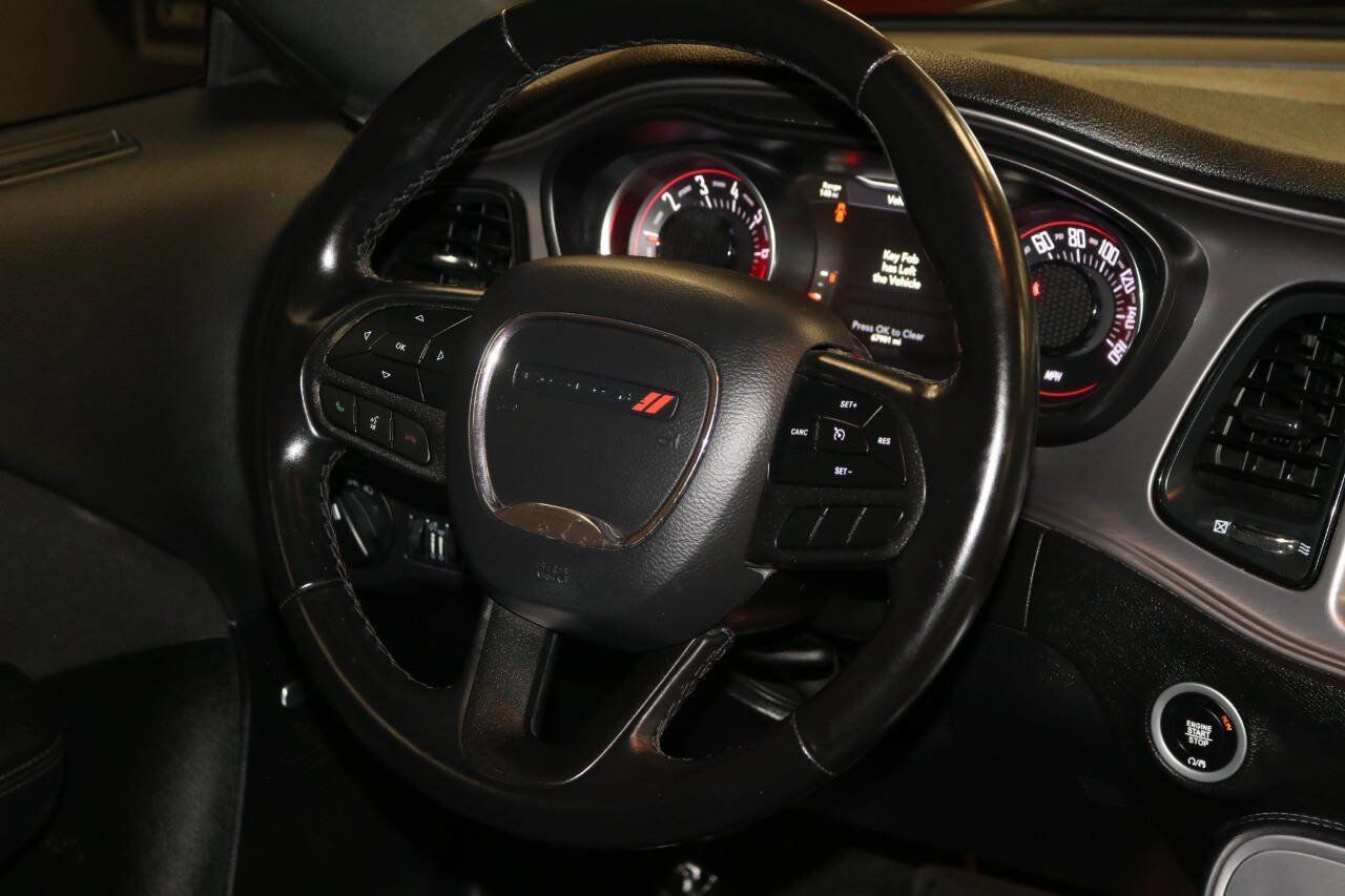 Used 2023 Dodge Challenger SXT RWD image 20