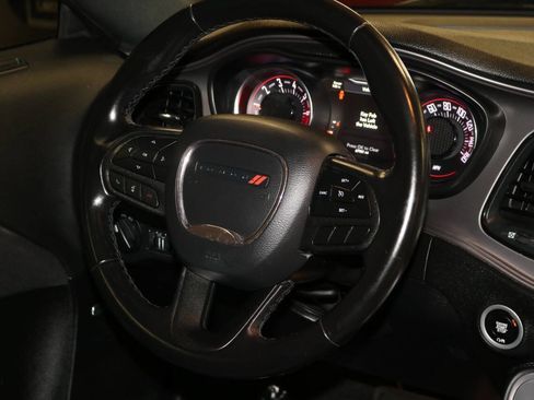 Used 2023 Dodge Challenger SXT RWD image 20