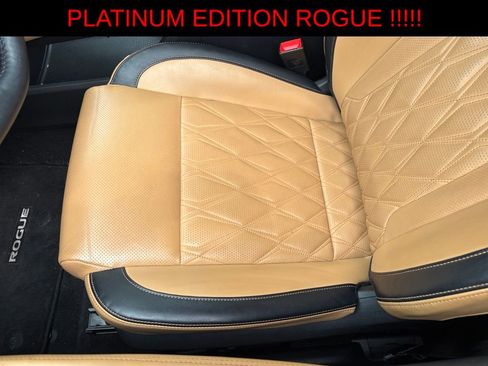 Used 2021 Nissan Rogue Platinum AWD/4WD image 8