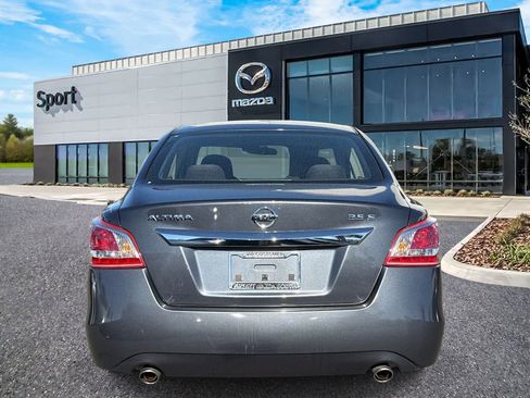 Used 2013 Nissan Altima 3.5 S image 4