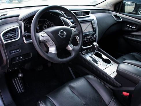 Used 2017 Nissan Murano SL image 9