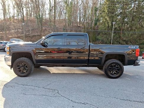 Used 2015 Chevrolet Silverado 2500 LT w/ LT Convenience Package image 7