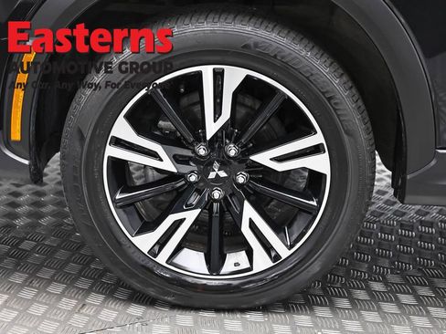 Used 2024 Mitsubishi Eclipse Cross SEL AWD/4WD image 32