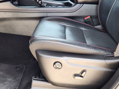 Used 2025 Dodge Durango GT AWD/4WD image 25