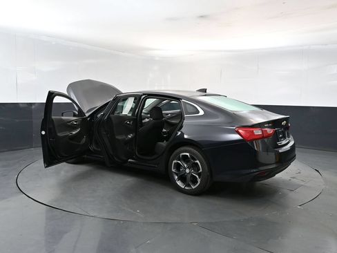 Used 2023 Chevrolet Malibu LT FWD image 28