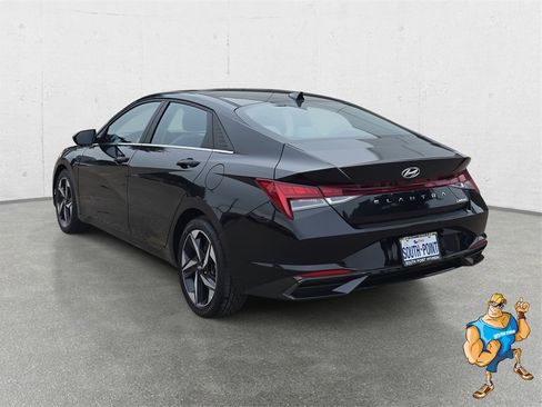 Certified 2022 Hyundai Elantra Limited image 7