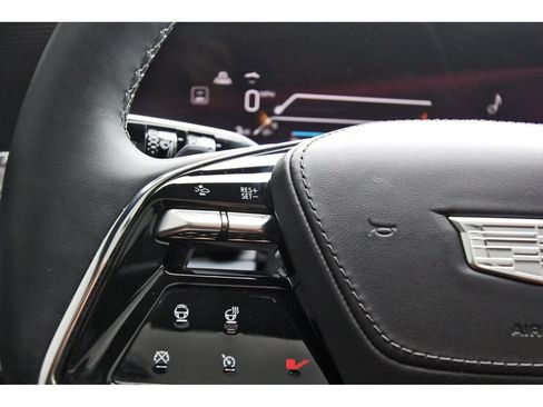 Used 2025 Cadillac Escalade IQ Sport 2 AWD/4WD image 16
