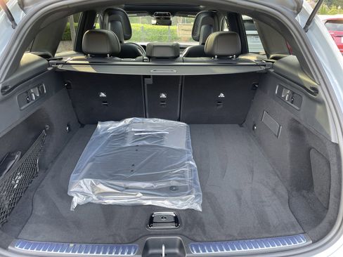 New 2026 Mercedes-Benz GLC 300 image 9