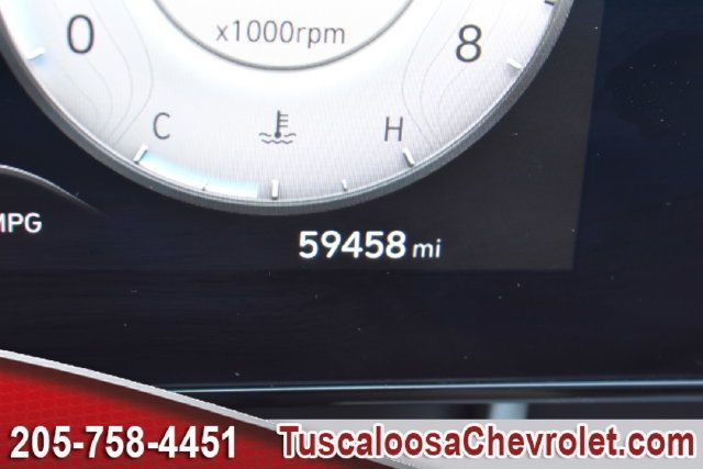 Used 2025 Hyundai Elantra Limited FWD image 35