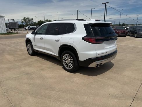 Used 2025 GMC Acadia Denali w/ LPO, Floor Liner Package AWD/4WD image 33