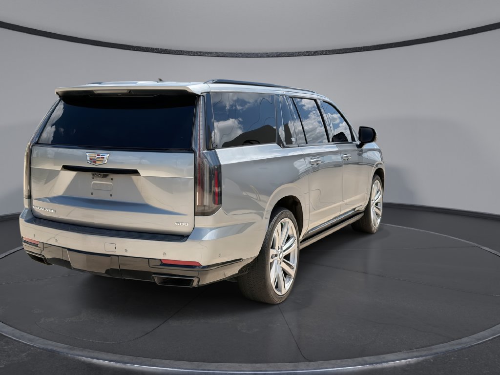 Used 2025 Cadillac Escalade ESV Sport w/ Touring Package AWD/4WD image 11