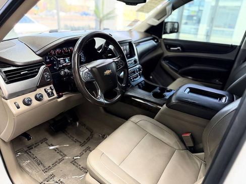 Used 2019 Chevrolet Suburban LT w/ Max Trailering Package AWD/4WD image 4