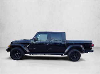 Used 2021 Jeep Gladiator Willys video 2