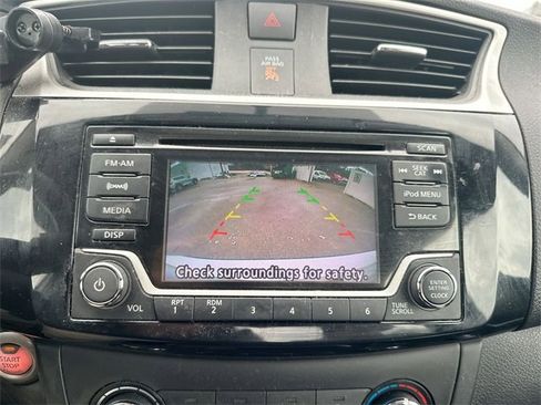 Used 2017 Nissan Sentra SV image 11