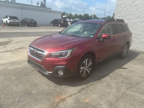 Used 2019 Subaru Outback 2.5i Limited w/ Popular Package #2 AWD/4WD image 8