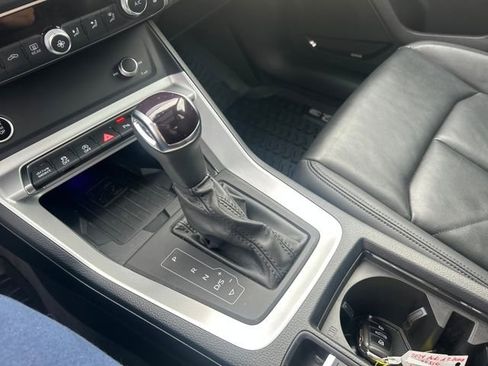 Used 2024 Audi Q3 2.0T Premium Plus w/ Premium Plus Package image 29