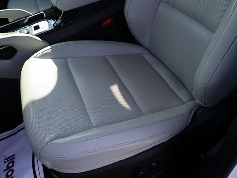 Used 2024 Kia Telluride S AWD/4WD image 32