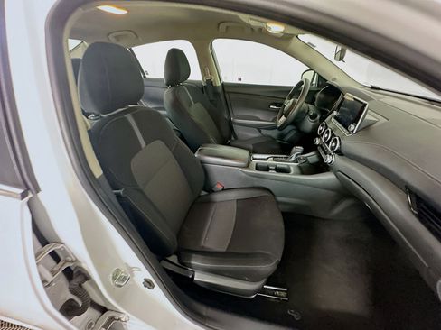 Used 2024 Nissan Sentra SV image 28