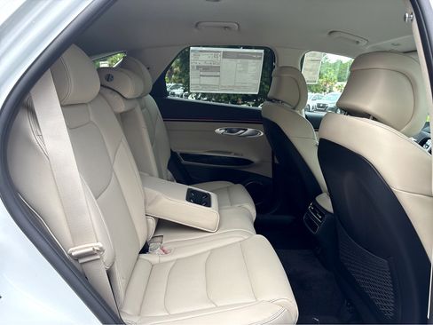 New 2026 Genesis GV70 2.5T image 17